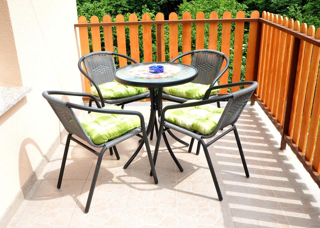 Apartments Zugec Selište Drežničko Rom bilde