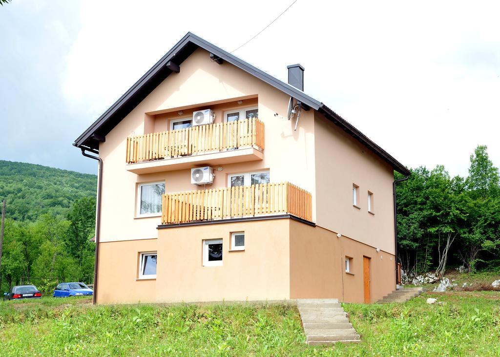 Apartments Zugec Selište Drežničko Eksteriør bilde